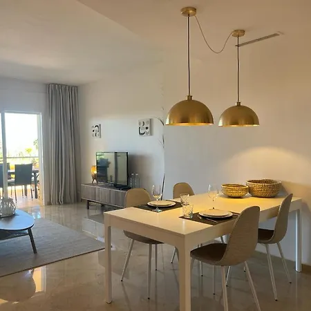 Apartment New Refurnished Elviria Hills *