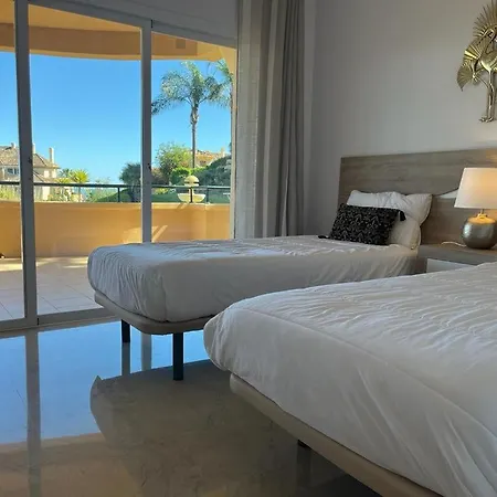 Apartment New Refurnished Elviria Hills *