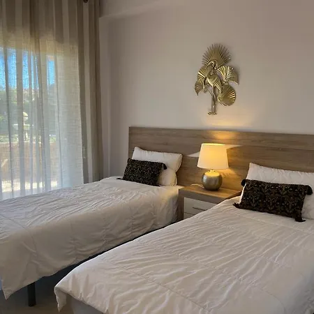 New Refurnished Elviria Hills